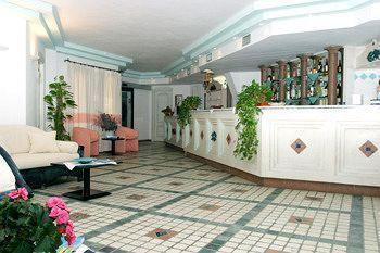 Hotel Delfino 阿尔扎凯纳 外观 照片